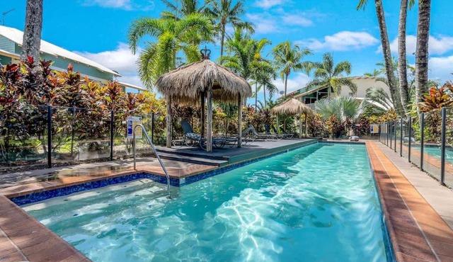 Wallaby Beach House - Resort-style Comforts