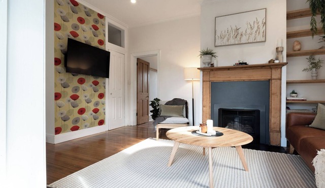 Walter Cottage: As Cosy as it is Convenient