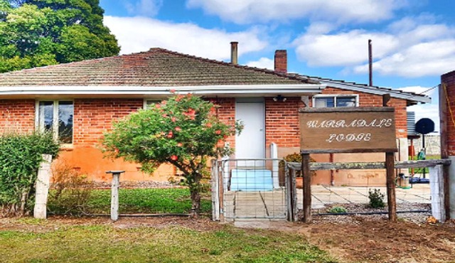 Warradale Lodge and Mini Golf