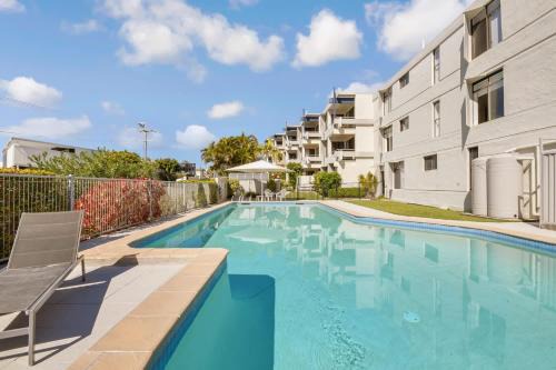 Warroo Apartments