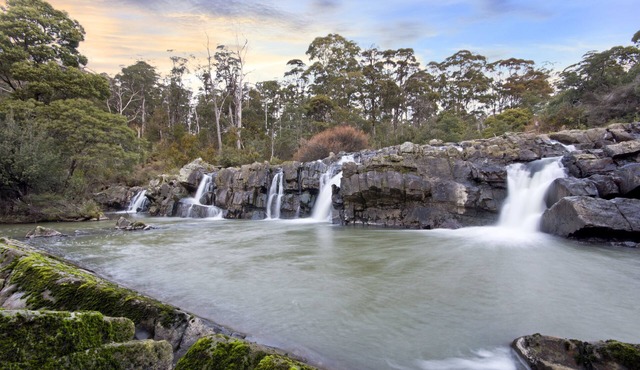 Waterfall Cottage at Falls River