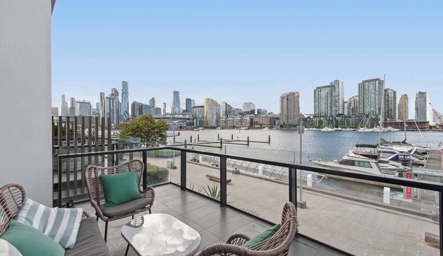 Waterfront Docklands |Marina &City Views |5B+Lift