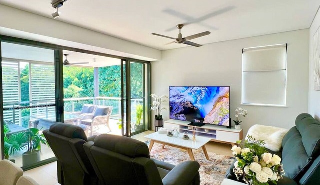 Waterfront Escape (2 bedrooms)