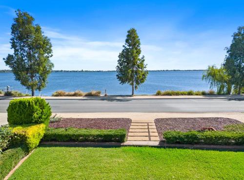 Waterfront Haven