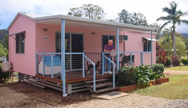 Waterview Villa 2BR - Fully self-contained with 1 Queen, 1 Sofa, 1 Treble