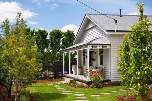 Wayward Cottage