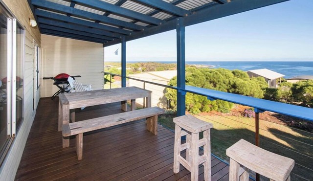 Whale House | Gracetown - Breathtaking Ocean Views