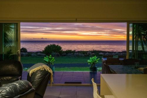 White Haven - Beachfront