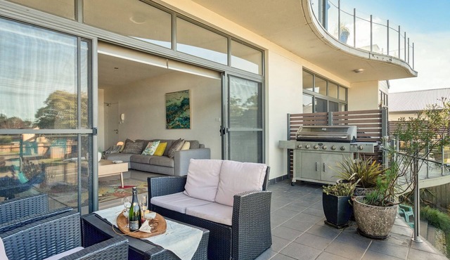 White Sea Eagle - FREE LINEN AND WIFI IN THE HEART OF HUSKY