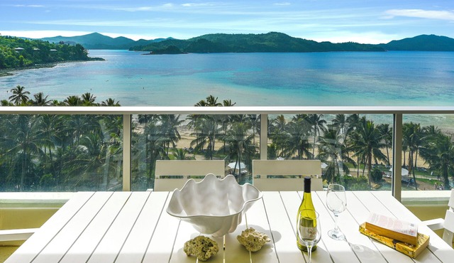 Whitsunday Apartment West 802