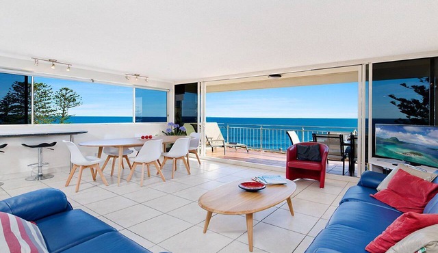 Wickham Point Unit 6 Kings Beach QLD