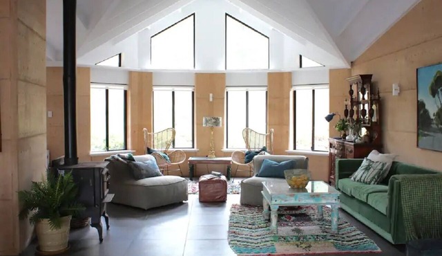 Witts End South luxury family home