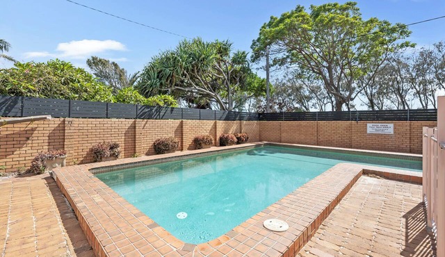 Woorim Waves | Pool | Walk to surf beach