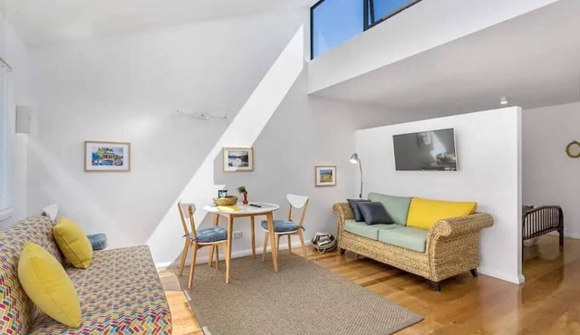 Yardley on Argyle A Peaceful Hobart Studio