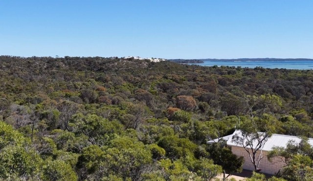 Yarnbala Guesthouse in Coffin Bay | Overlooking Coffin Bay National Park
