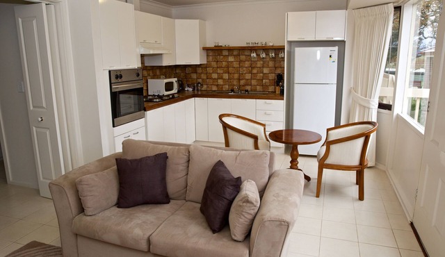 Yarra Glen Racecourse Apartments