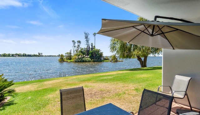 Yarrawonga Lakeside Apartment 31