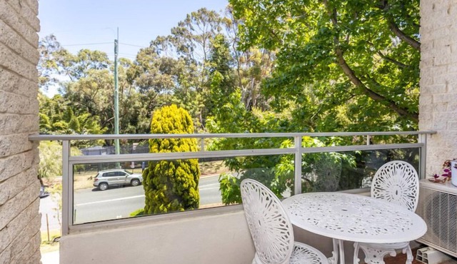You will love this unique location of this renovated 2 bedroom apartment with modern amenities oppos