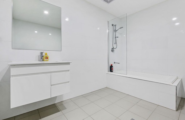 Brand new 2BR next to Penrith town center