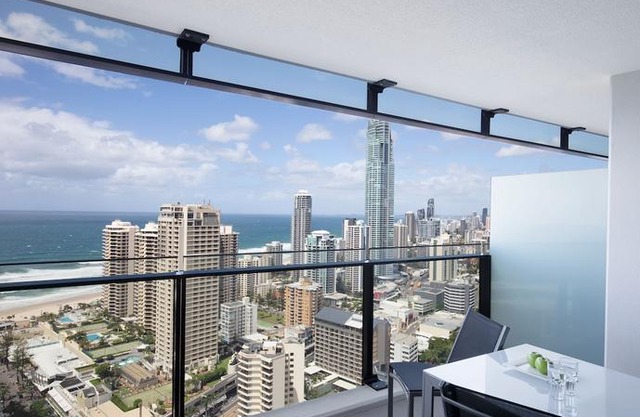 Circle on Cavill Ocean View