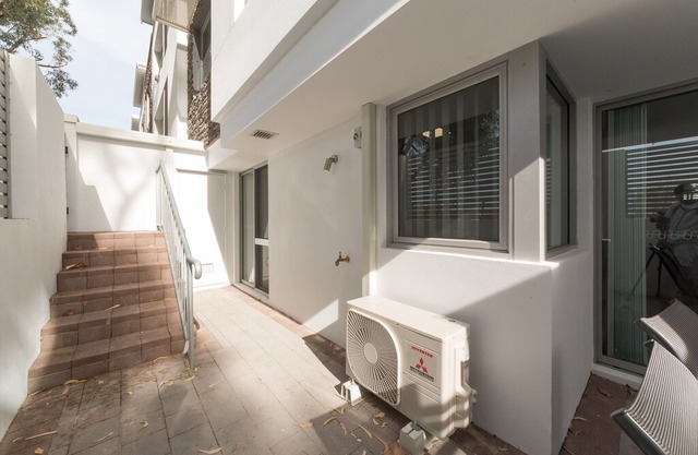 Parkview Suite 01 - Fully equipped - your home away from home!