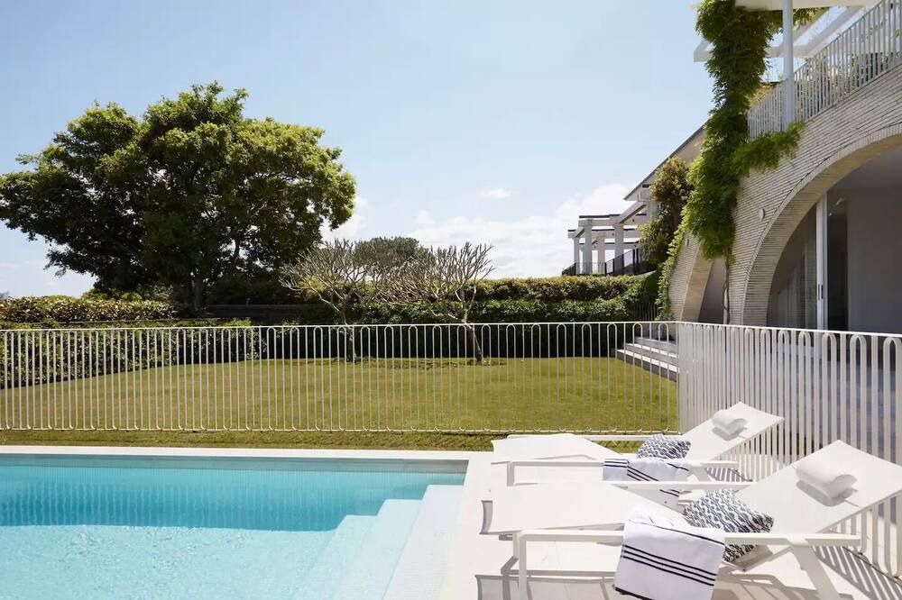 Photo of Others in Bellevue Hill