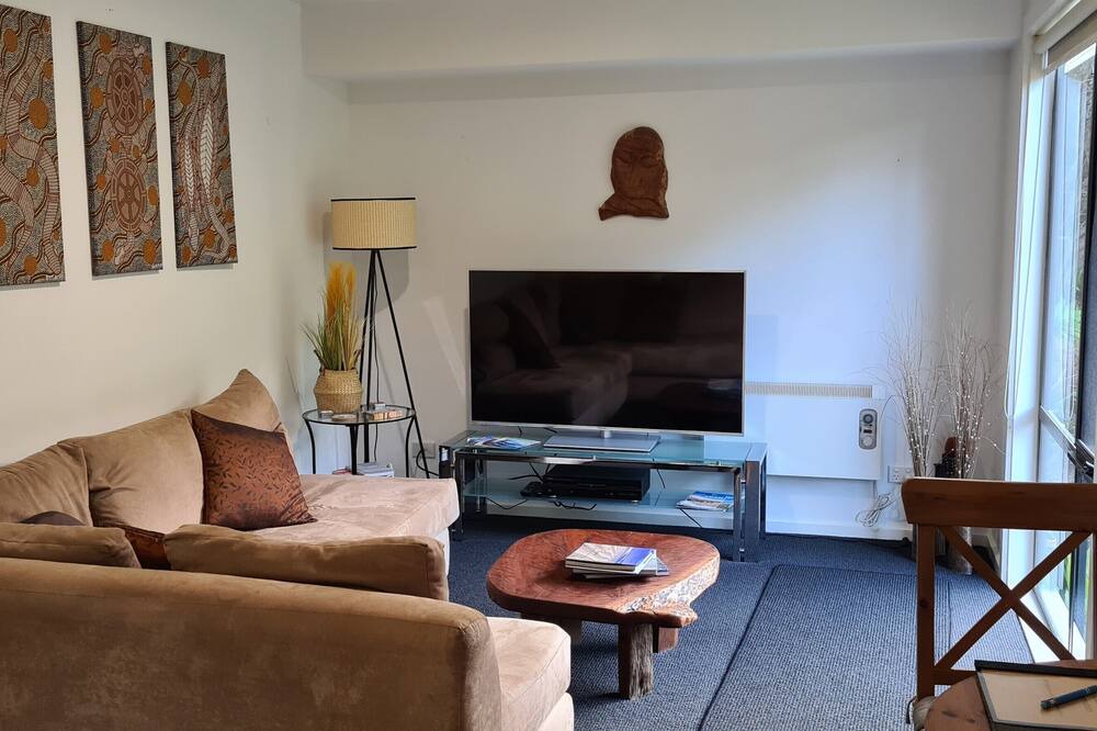 Photo of Livingroom in Tura Beach