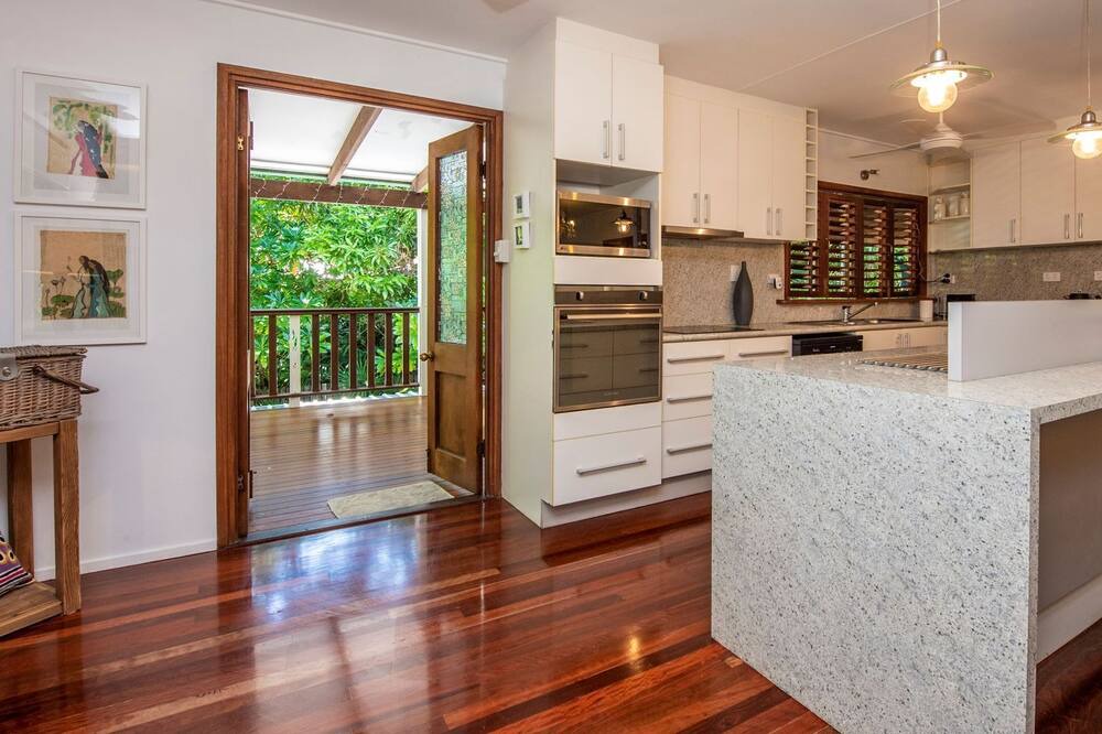 Photo of Kitchen in Picnic Bay