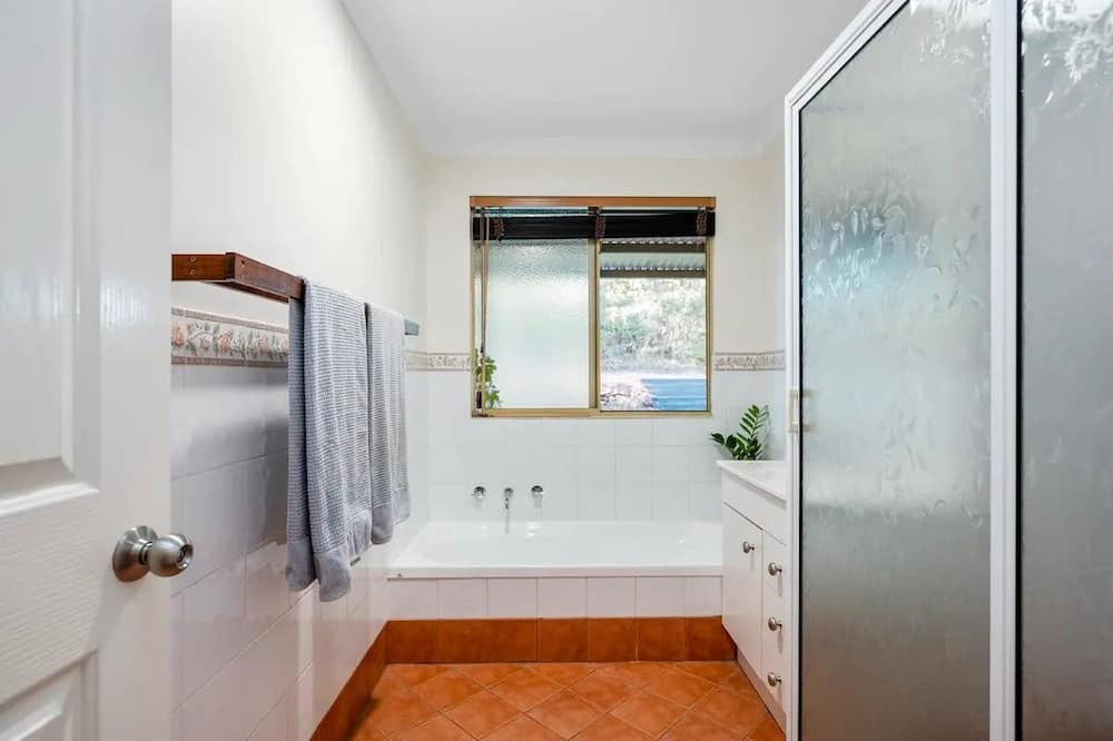 Photo of Bathroom in Dwellingup