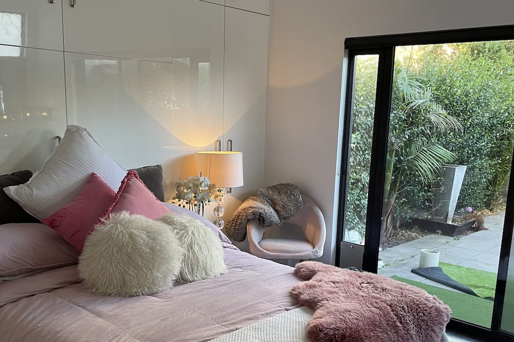 Photo of Bedroom in Port Melbourne
