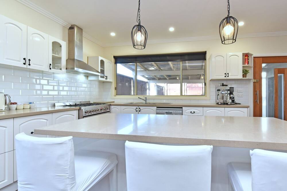 Photo of Kitchen in Swansea