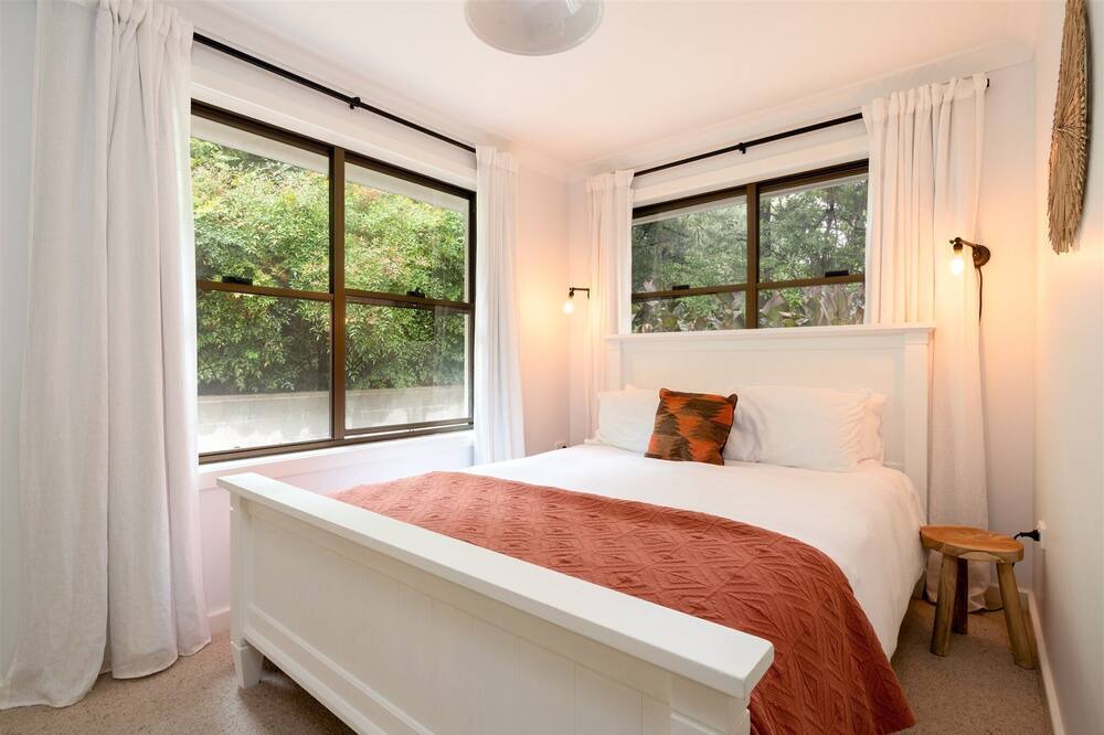 Photo of Bedroom in Barrengarry