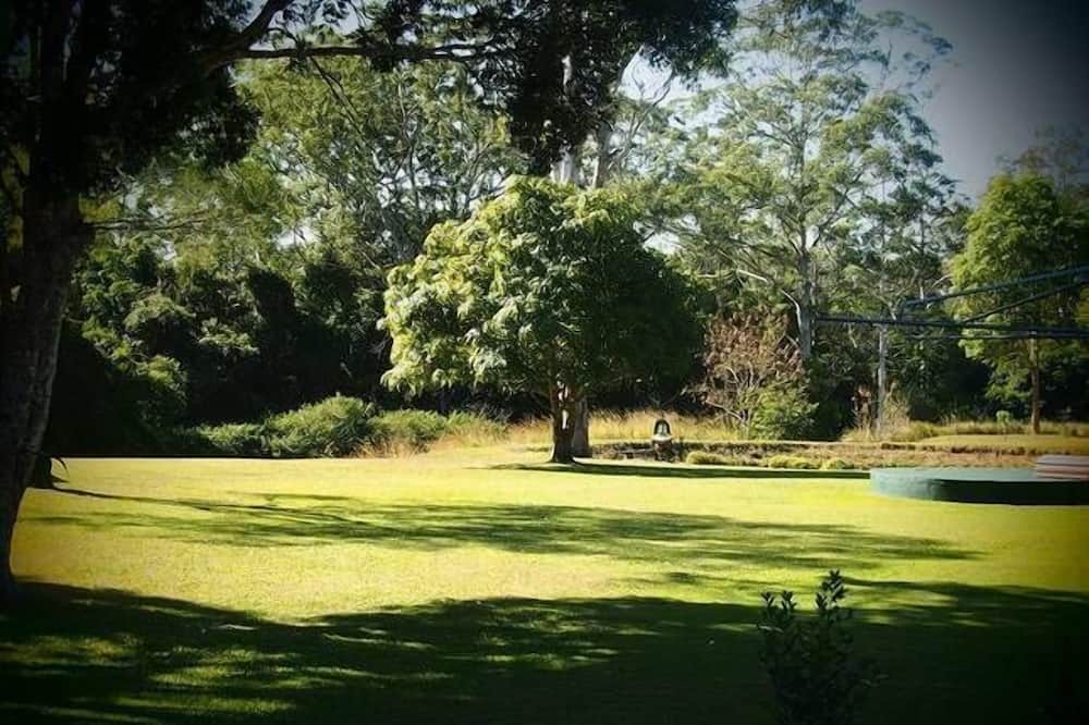 Photo of Outdoor in Bellmere