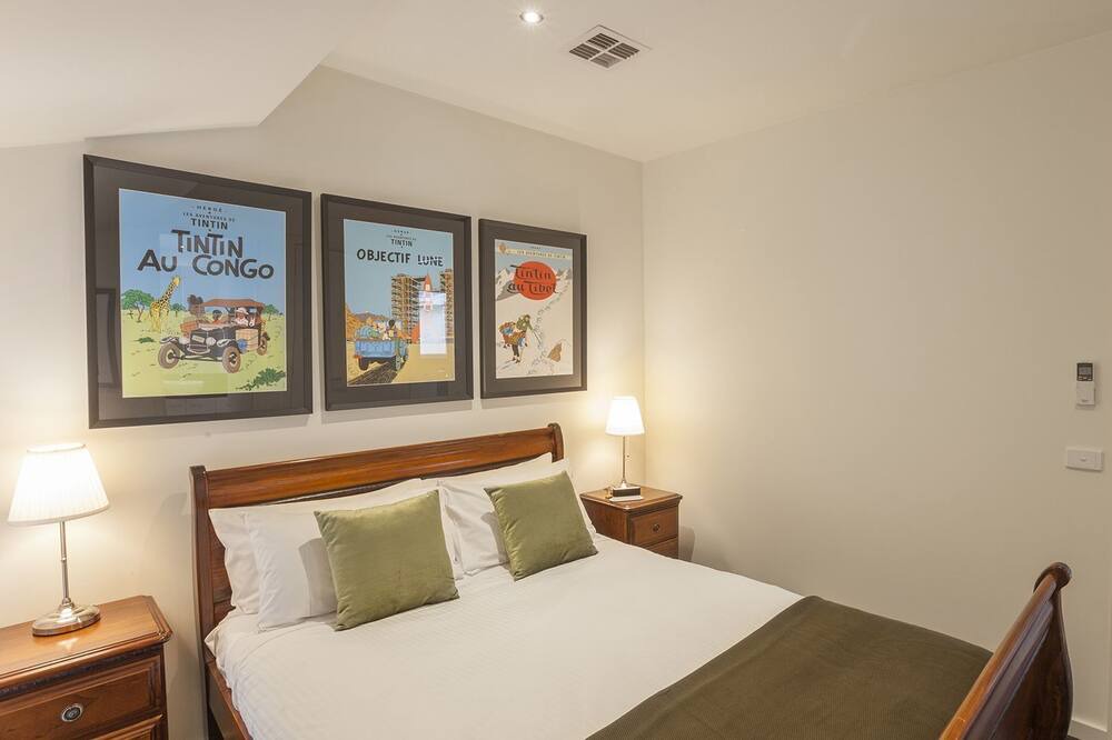 Photo of Bedroom in Elwood