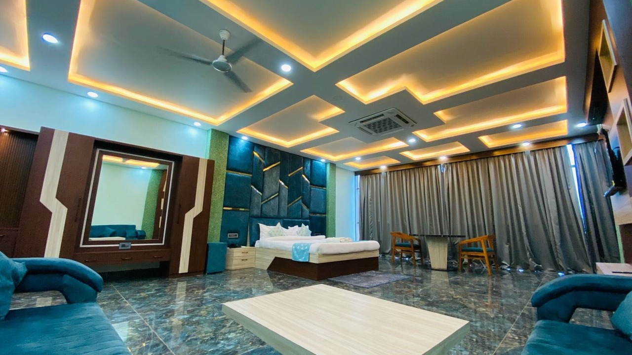 Photo of Others in Siwan