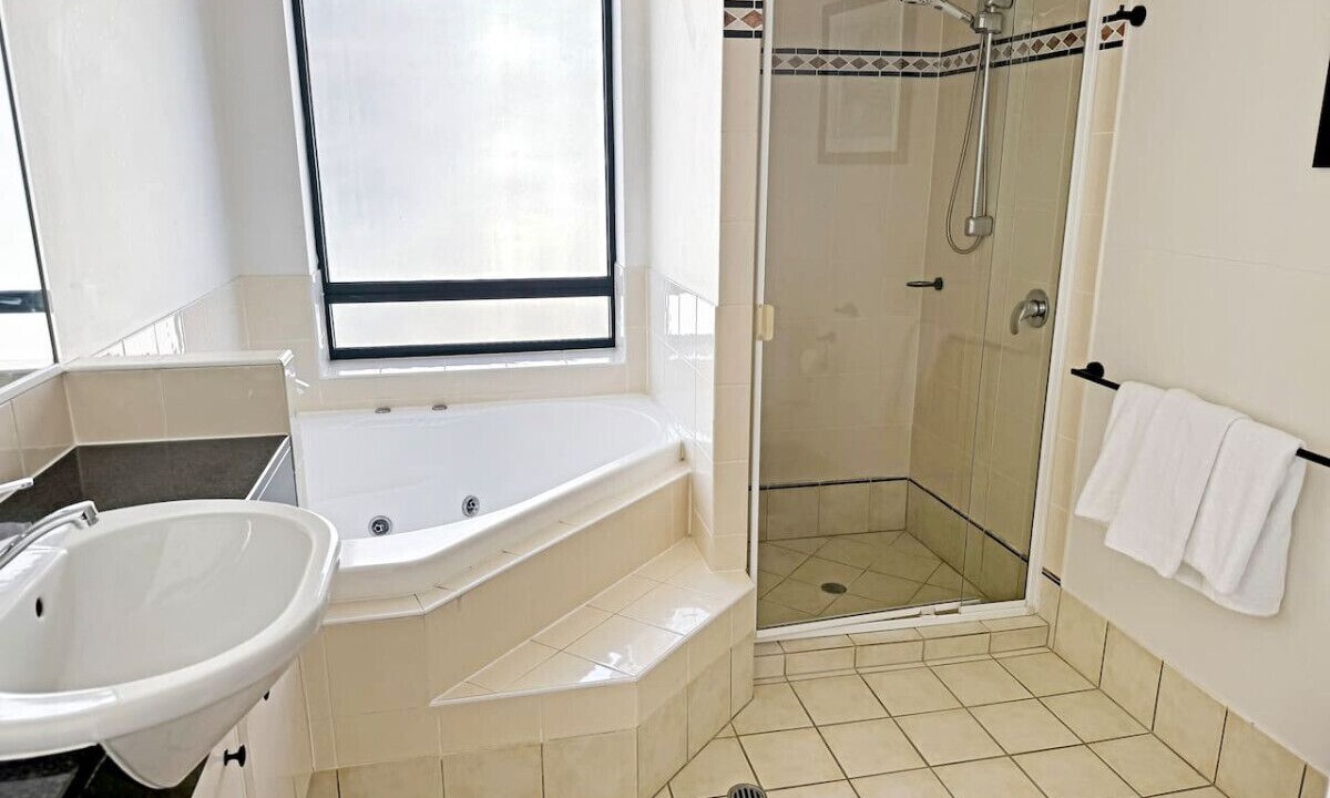 Photo of Bathroom in Alexandra Headland