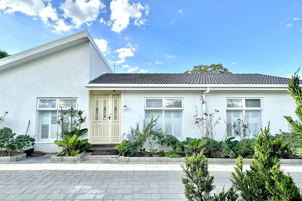 Photo of Outdoor in Sandringham
