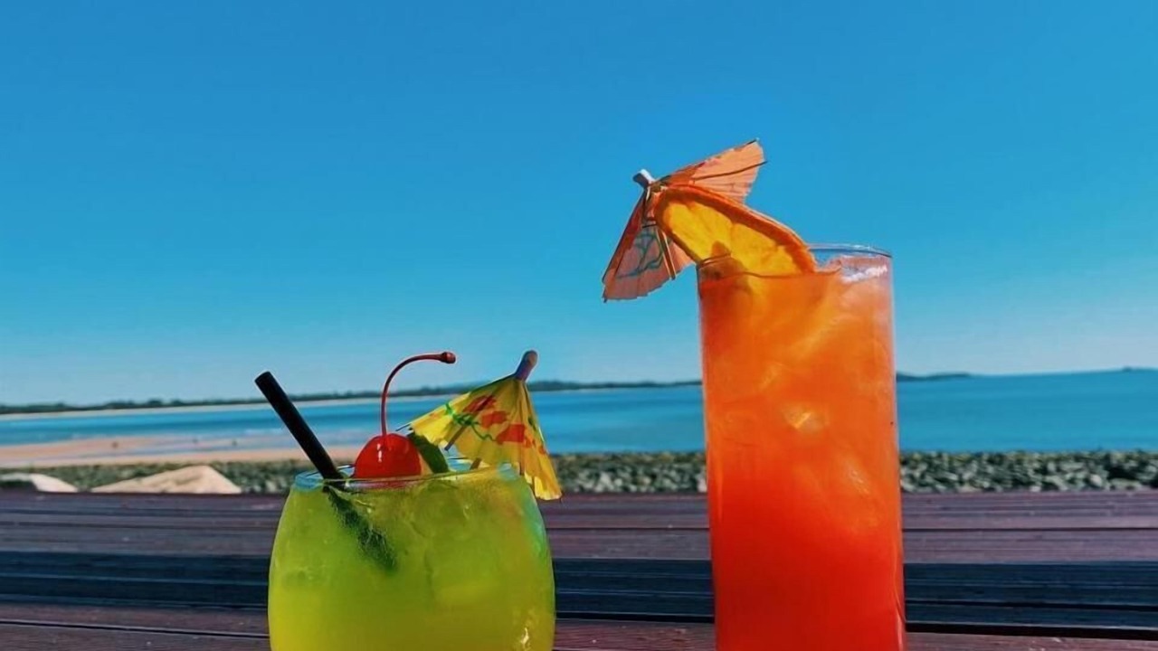 Photo of Outdoor in Dolphin Heads