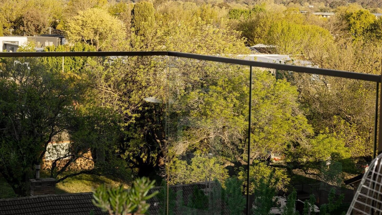 Photo of Outdoor in Lyneham