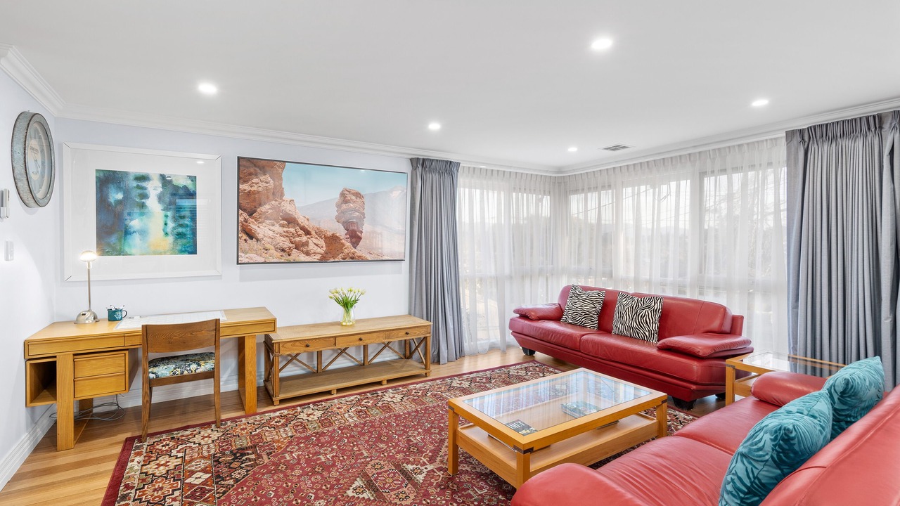 Photo of Livingroom in Kilsyth