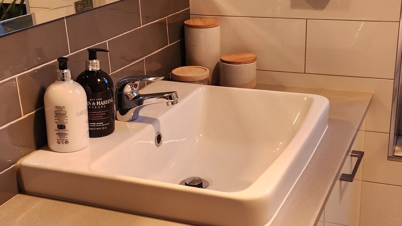 Photo of Bathroom in Parkes