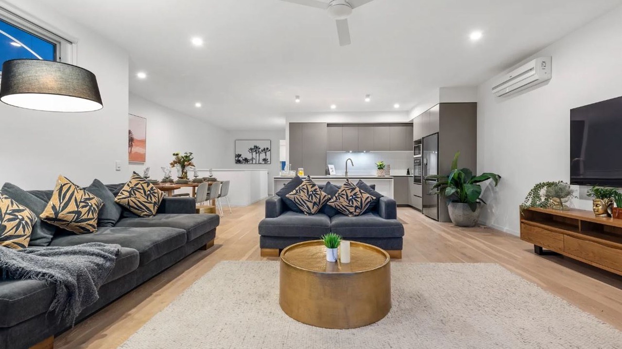 Photo of Livingroom in Newport