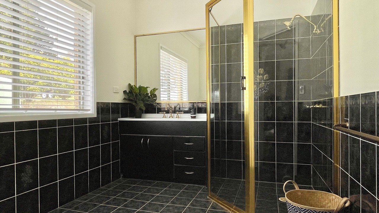 Photo of Bathroom in Good Forest