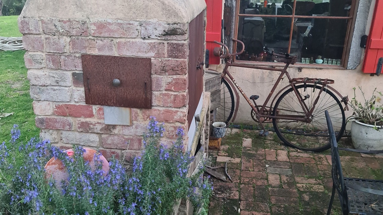 Photo of Outdoor in Ironbank