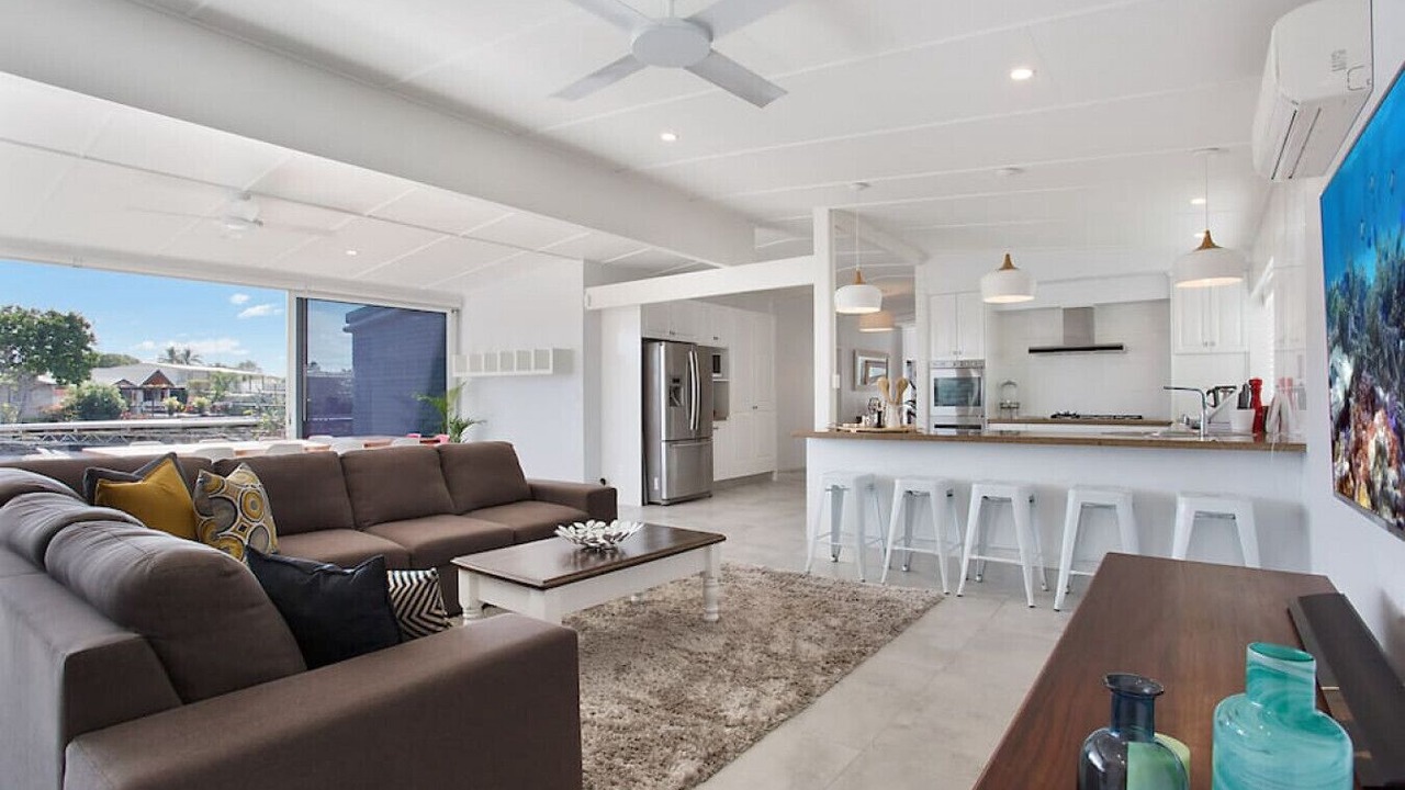 Photo of Bedroom in Broadbeach Waters