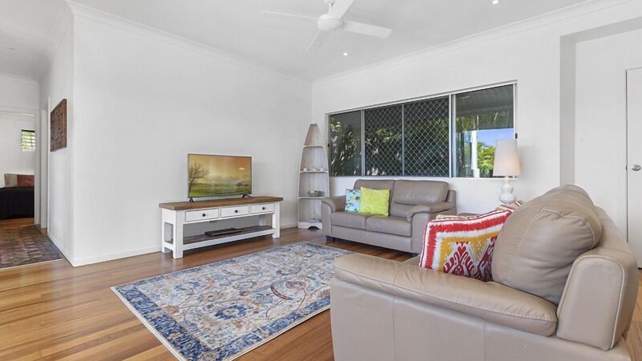 Photo of Livingroom in Sunrise Beach