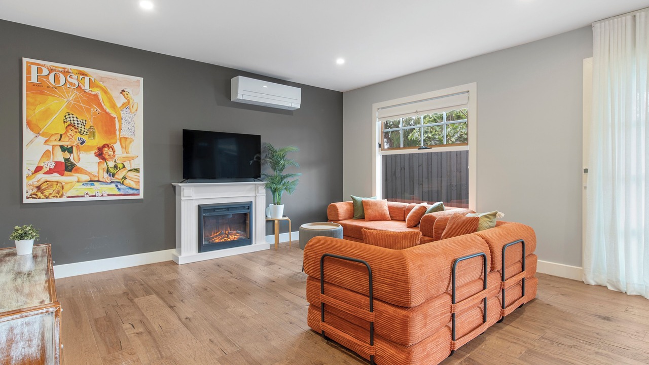Photo of Livingroom in Capel Sound
