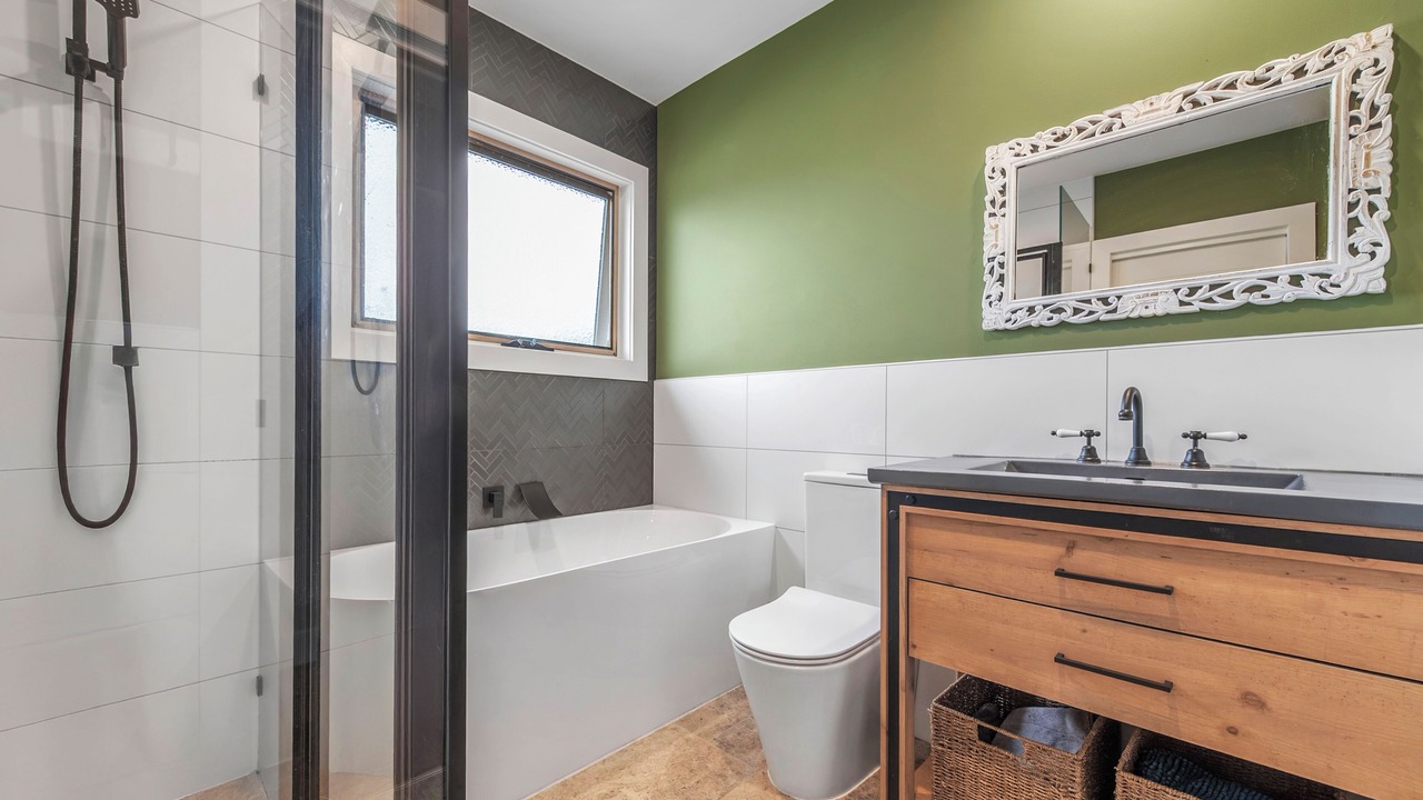Photo of Bathroom in Capel Sound