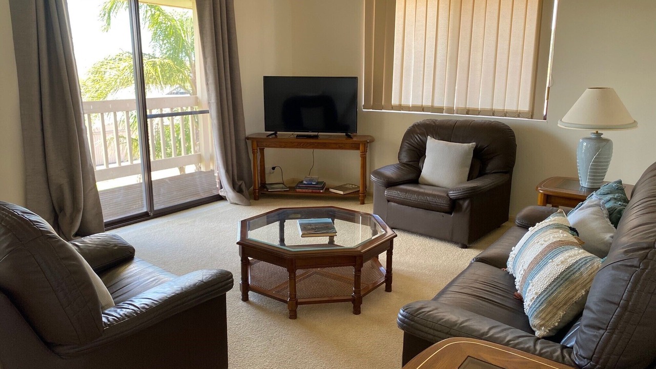 Photo of Livingroom in White Sands
