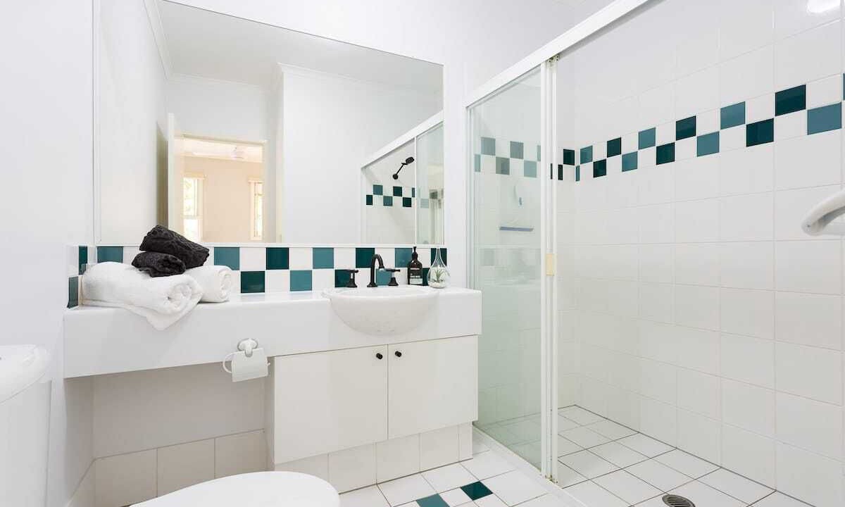 Photo of Bathroom in Trinity Beach